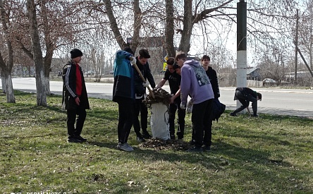 Студенты КПА, Красноармейск приняли участие в Общегородском субботнике